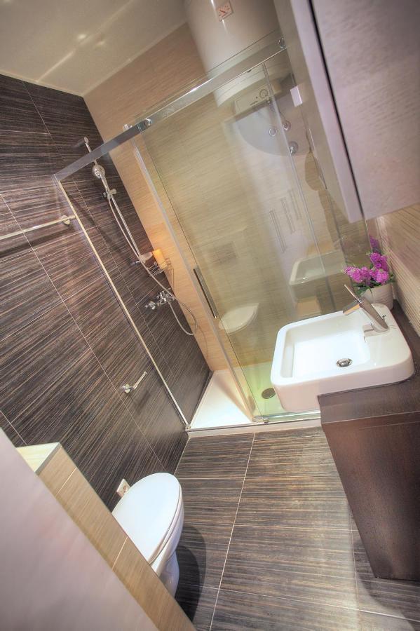 Casa Marina Apartments 希贝尼克 外观 照片