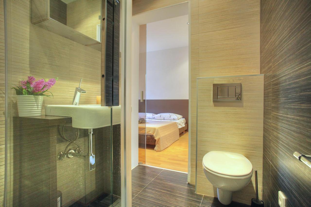 Casa Marina Apartments 希贝尼克 外观 照片