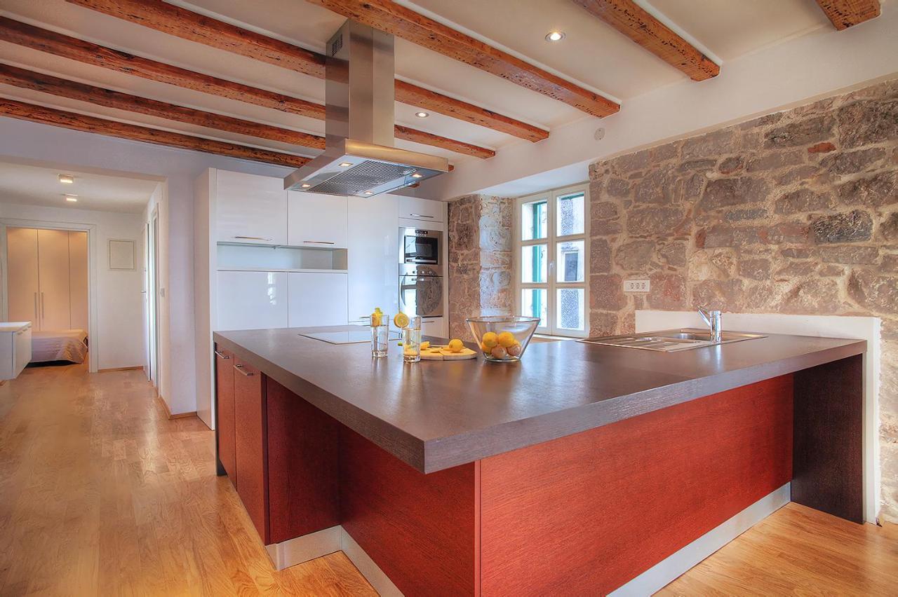 Casa Marina Apartments 希贝尼克 外观 照片