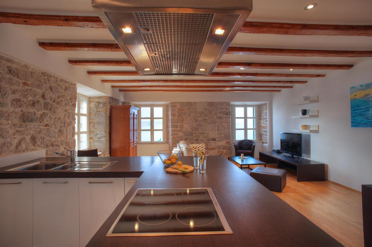 Casa Marina Apartments 希贝尼克 外观 照片