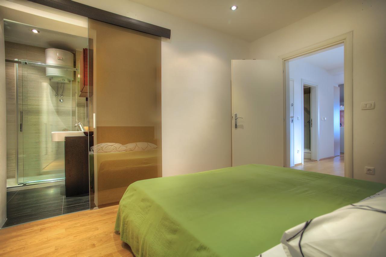 Casa Marina Apartments 希贝尼克 外观 照片