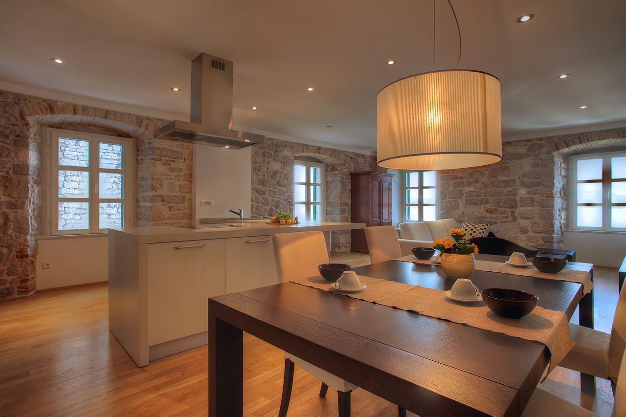 Casa Marina Apartments 希贝尼克 外观 照片