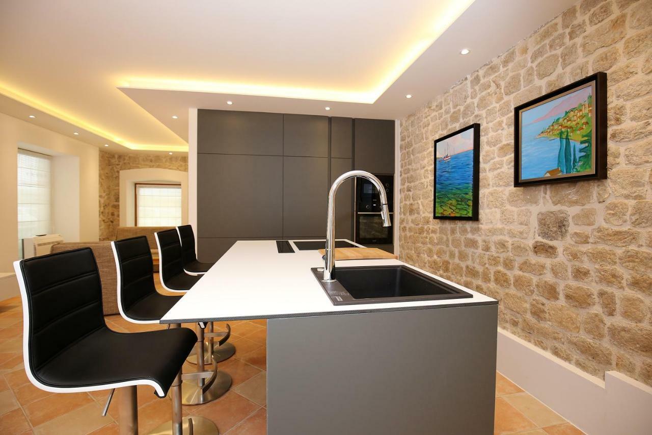 Casa Marina Apartments 希贝尼克 外观 照片