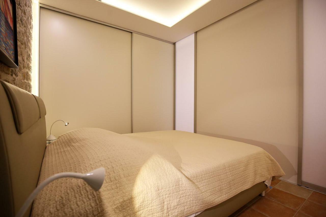 Casa Marina Apartments 希贝尼克 外观 照片