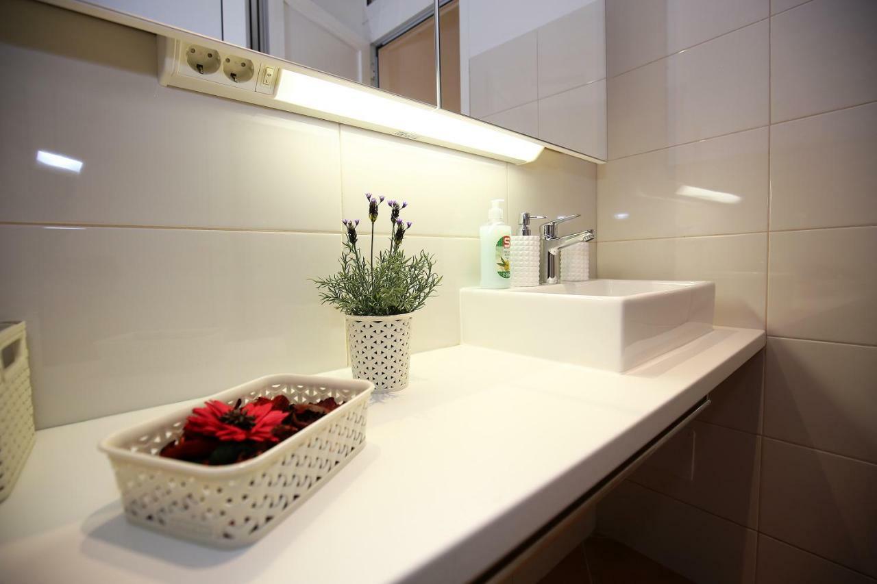 Casa Marina Apartments 希贝尼克 外观 照片