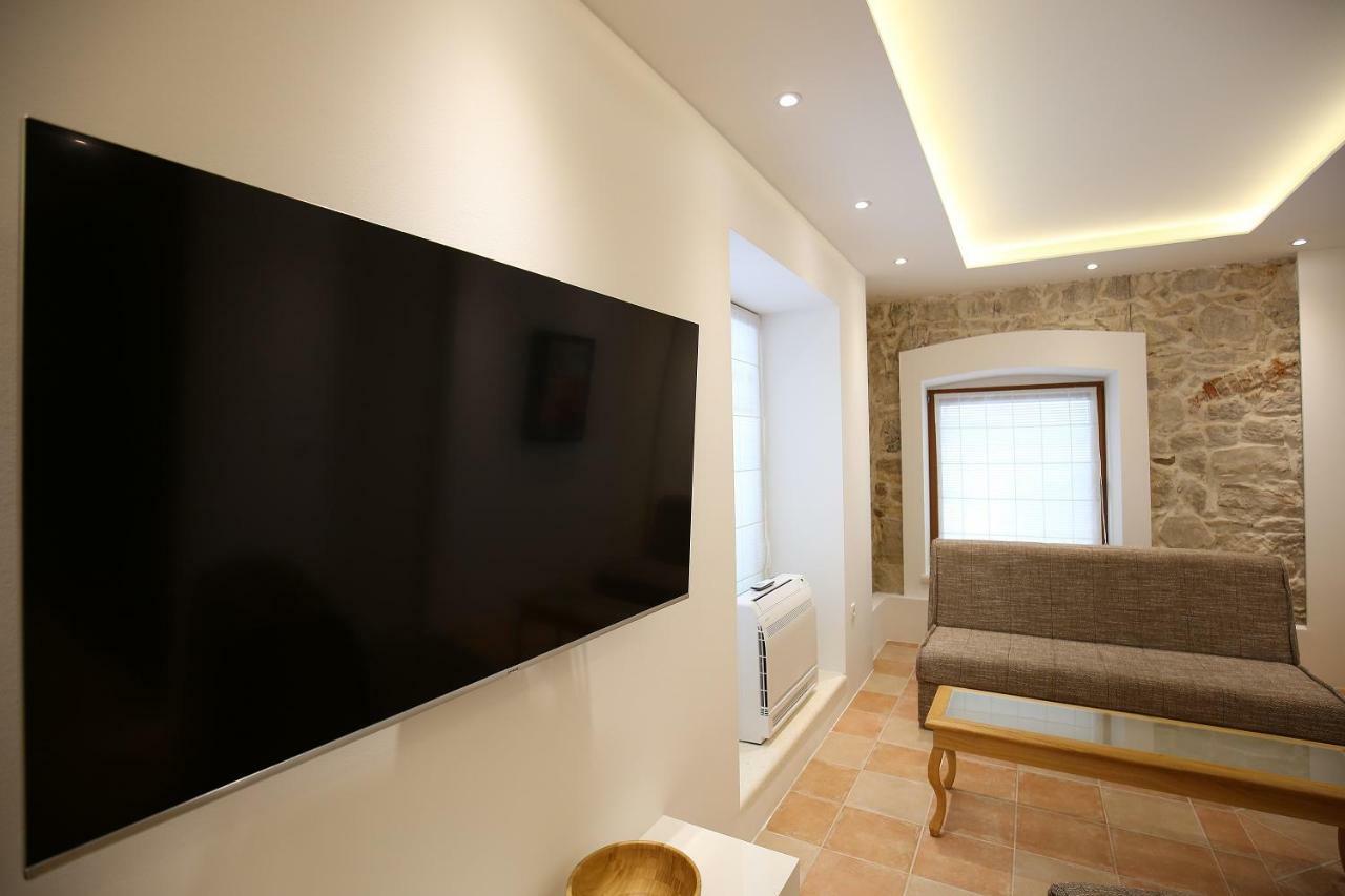 Casa Marina Apartments 希贝尼克 外观 照片