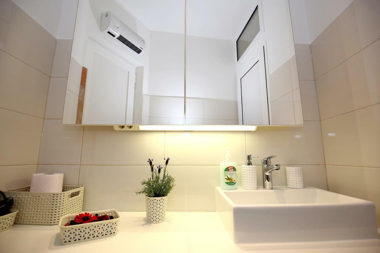 Casa Marina Apartments 希贝尼克 外观 照片